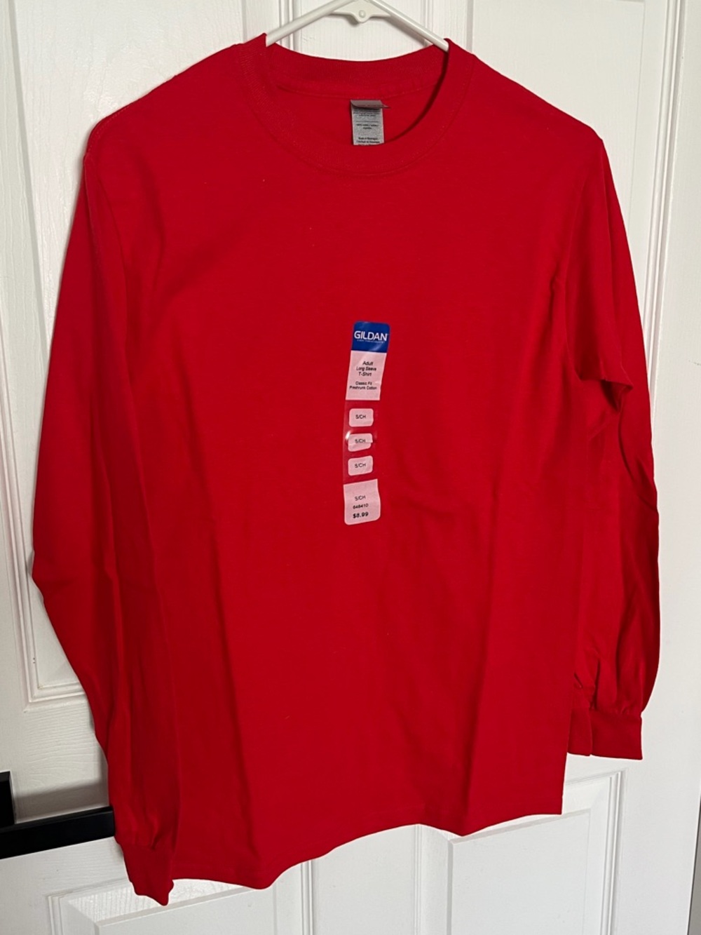 NWT- Gildan Men’s Small Long Sleeve Crewneck Shirt - Red